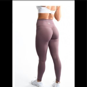 Til You Collapse effortless leggings